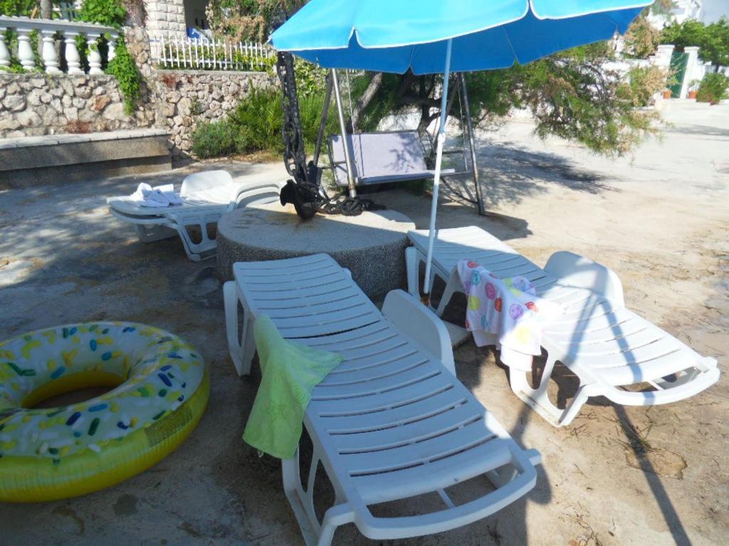 Sunset Beachfront Residence Rogoznica  Exterior photo