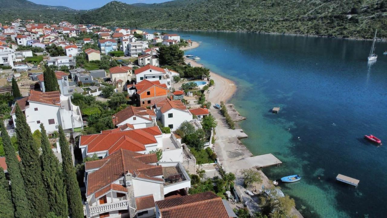 Sunset Beachfront Residence Rogoznica  Exterior photo