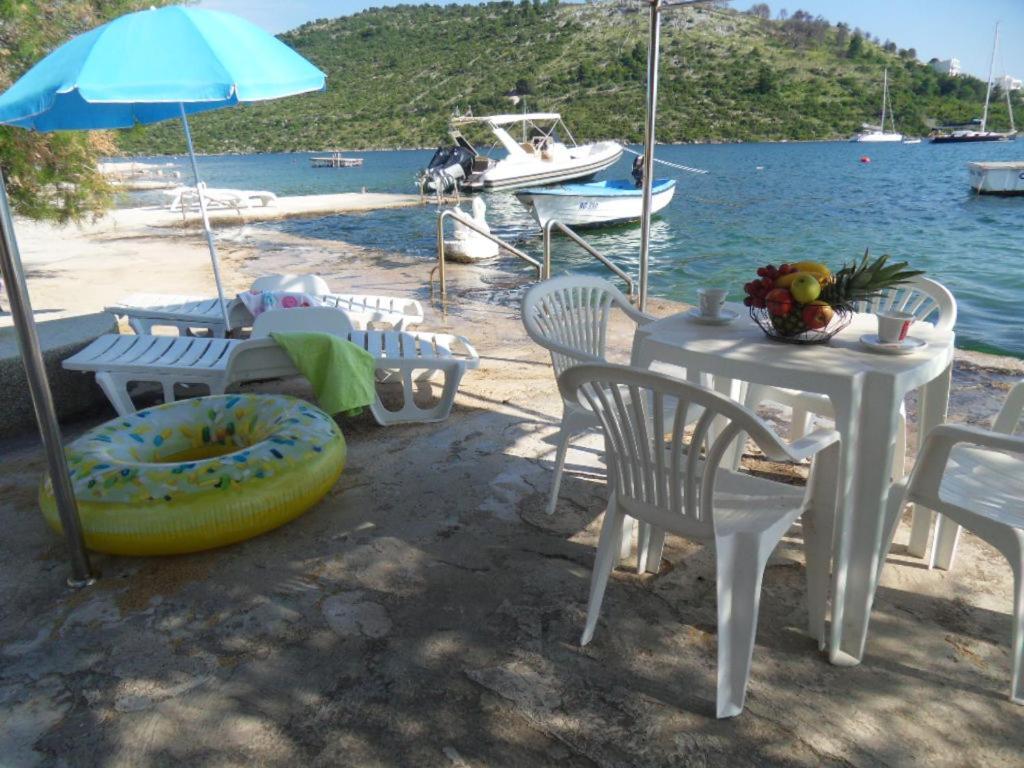 Sunset Beachfront Residence Rogoznica  Exterior photo